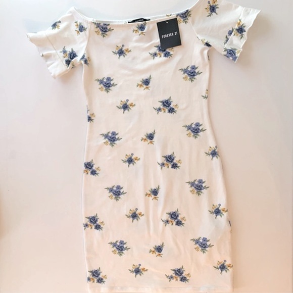 Forever 21 Floral Dress Off White Summer Sheath Ruffle Short Sleeves Sz S NWT - Picture 2 of 10